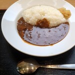 だいにんぐ ママ - 料理写真:カレーライス¥200