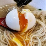 Ramen Warabi - 煮玉子断面図