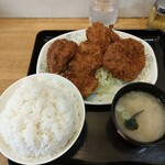 キッチンオトボケ - ミックスフライ定食大盛¥820
