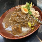 Kareha Nomimono - ▪️ 黒い肉カレー大盛350g  ¥990
                        　※無料トッピングは
                        ①味玉
                        ⑥パクチー
                        ⑦ツナマヨ