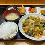 Chuuka Ryouri Yoshida Hanten - 八宝菜 ¥858 Aセット ¥418