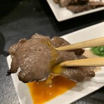 老舗精肉店直送 千種焼肉 飛騨牛の奴隷 - 