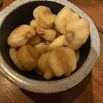 呑食ウイスケ - テーブルチャージ500円　
      
      チャームのジャイアントコーン