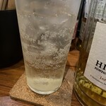 呑食ウイスケ - コレは…ショクさんのお酒かな？