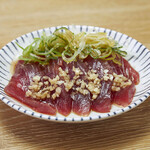 Bonito sashimi/bonito with sesame ponzu sauce