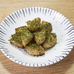 Green seaweed is better! Deep-fried Japanese yam