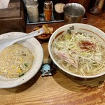 Shiogensui - ネギ塩ラーメン 焼き飯セット