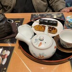 お団子と甘味喫茶 月ヶ瀬 - 