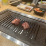 精肉卸問屋直営 焼肉ホルモン 肉匠 牛次郎 - 