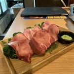 焼肉一心たん助 旦 - 