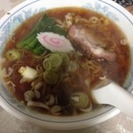 白河ラーメン みちのく - 学生ラーメンは焼豚が1枚