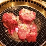 炭火焼肉 魁道 - 厚切り！