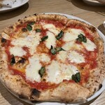 DUMBO PIZZA FACTORY - ピザ①