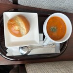 ビジネスラウンジ アザレア - スープとパン