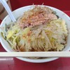 ラーメン二郎 - 料理写真:麺半分（ヤサイ・アブラ・ニンニク・唐辛子）です（*^_^*）