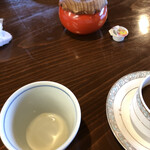 Suginoya - 無料の黒豆茶が美味しいです。お土産に買って帰りました。別のお土産屋さんで申し訳ありません。