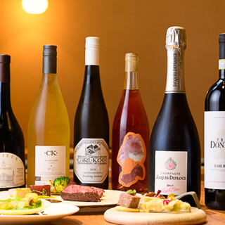 ワインと料理のペアリング。多彩なドリンクの中から特別な1杯を