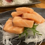 苫小牧新鮮魚市場 - 刺身(厚切りｻｰﾓﾝ)