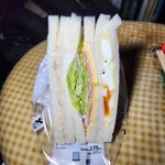 ローソンメトロス - 料理写真:ミックスサンド