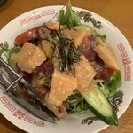 苫小牧新鮮魚市場 - 海鮮ﾗｰﾒﾝｻﾗﾀﾞ