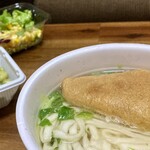 LAWSON - 料理写真:ネギが太くなってるかな？揚げは厚みがあり出汁を吸ってジューシーになります