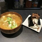 おにぎりと豚汁 いたる - 朝の豚汁セット