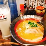 Menshou Hanjirou - ★1000Bero 1000円 げんこつ醤油ラーメン光＋1ドリンク 平打ち麺でスープ絡むがしょっぱい！