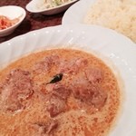 チャンドリカ - チキンカレーセット ココナッツ味です