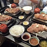 Ishiyaki Suteki Zei - 『肉の日』の特別価格メニュー「サーロイン１ポンドステーキ（白ご飯特盛）