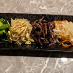 かやらん - ナムル盛合わせ690円