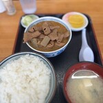 永井食堂 - もつ煮大盛り定食