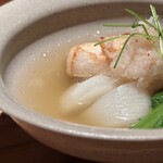 とり茶太郎 - 信州黄金軍鶏胸揚げ出しの鴨出汁スープ椀