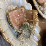 居酒屋 こあじ - サーモンレア胡麻フライ自家製タルタル