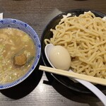 六厘舎 上野店 - 味玉つけめん大盛