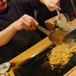 季節料理 こい - 多分カレーもんじゃに卵混ぜ込んだやつです。