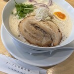 鶏白湯専門店 カネオカラーメン - 