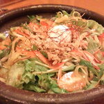 Kitanomiyako Izakaya Nanatsuboshi - ツナと温玉のサラダ
