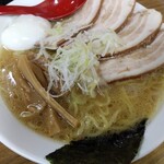 ラーメン鶏豚 - 