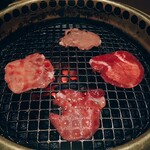 焼肉 牛炭 - 