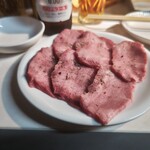 生ホルモン処 おさむちゃん。 - 後は焼きます