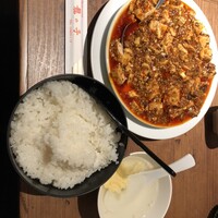 四川料理 龍の子 - 