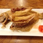 末廣寿司 - カレイの唐揚げ
      骨まで食べられます(^-^)/
      