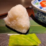 表参道 HYENE - おにぎり 大、中、小あり。私は中、、、に、追加小を(笑)