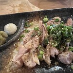 Yotsuya Barukan - 地鶏のレア焼き