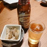 矢まと - 瓶ビール ¥650（税込） ＋ お通し ¥310（税込）