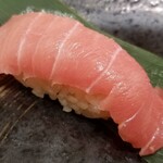 Uoriki Kaisen Sushi - 愛媛県産本鮪・中トロ。