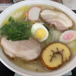 昇龍 - 五目ワンタンメン　800円