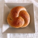 ベッカライ ビオブロート - クノーテン  220円