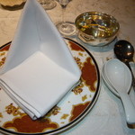 筑紫樓 - テーブル・セット