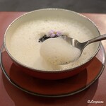 カーサ・デル・チーボ - トピナンブールのスフォルマートと毛蟹のコンソメのスキューマとキャビア